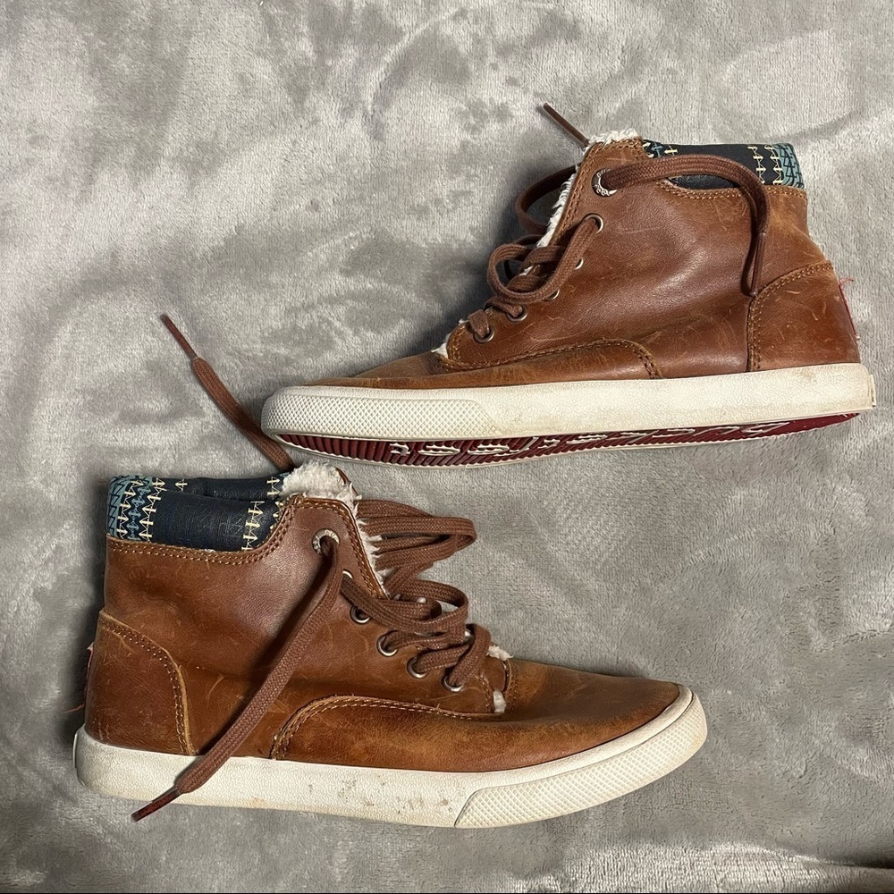 Bucket Feet Baskerville 4 women’s‎ size 5 ankle boots soft lined fall casual